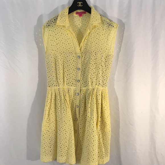 Betsey Johnson Dresses & Skirts - Betsey Johnson Eyelet Yellow Mini Dress